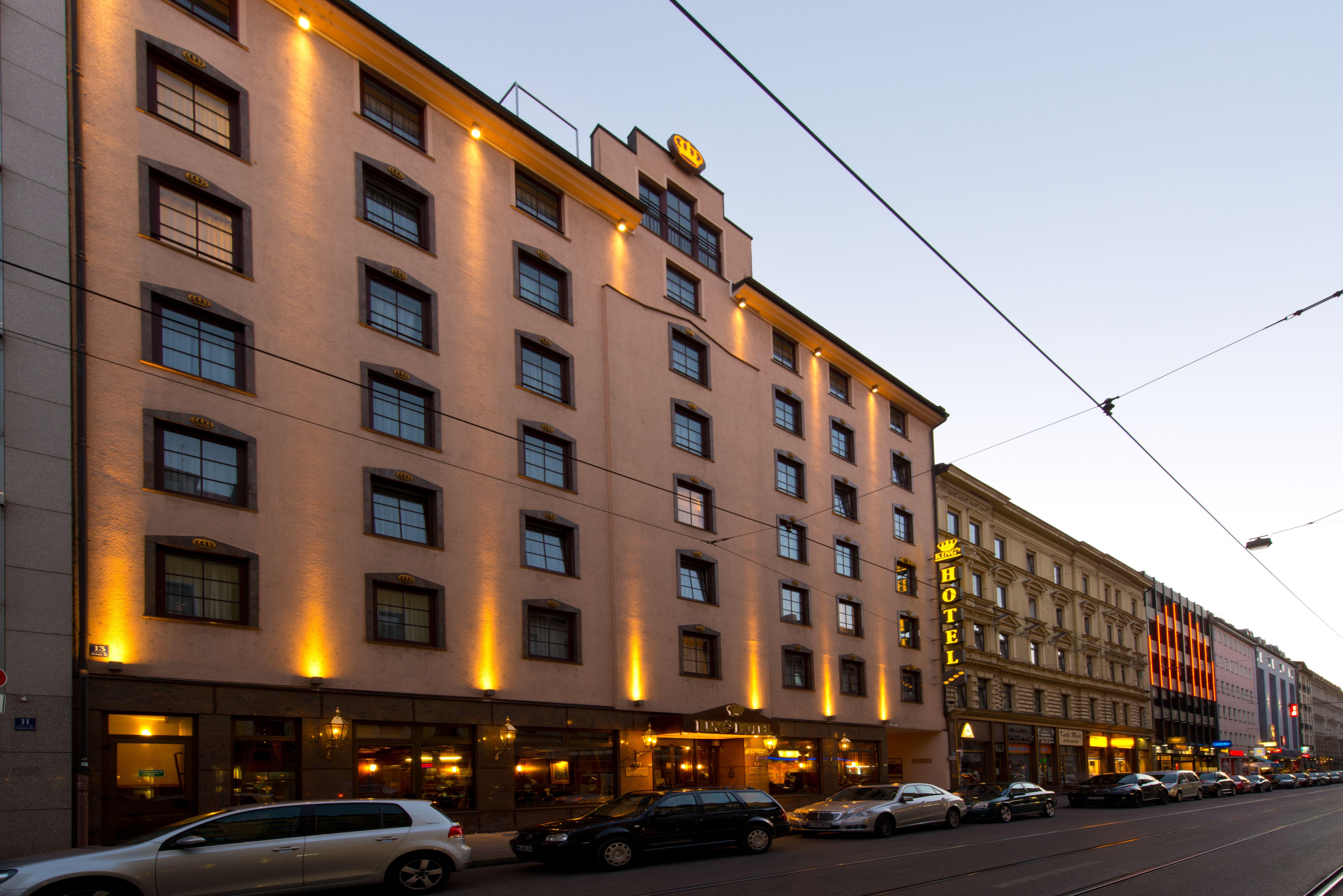 King's First Monaco di Baviera